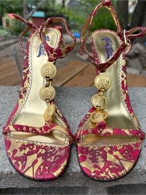 Hale Bob Magenta and Gold T-Strap Medallion Sandals